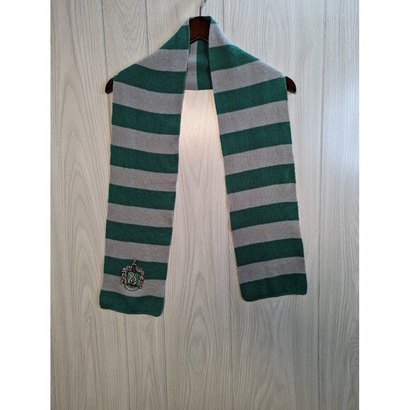Harry Potter Disguise Wizarding World Slytherin Green Grey Stripe Knit Scarf - Picture 1 of 3